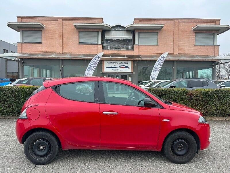 Foto Lancia Ypsilon
