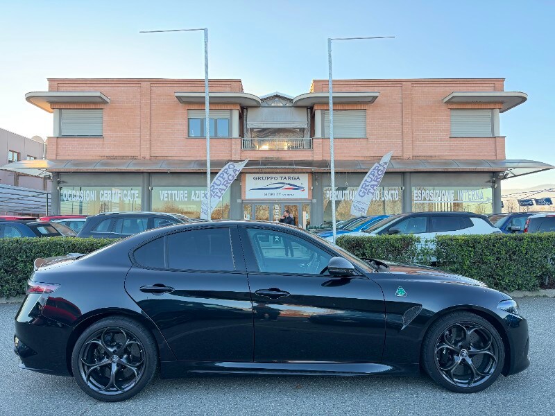 Foto ALFA ROMEO Giulia (2016)