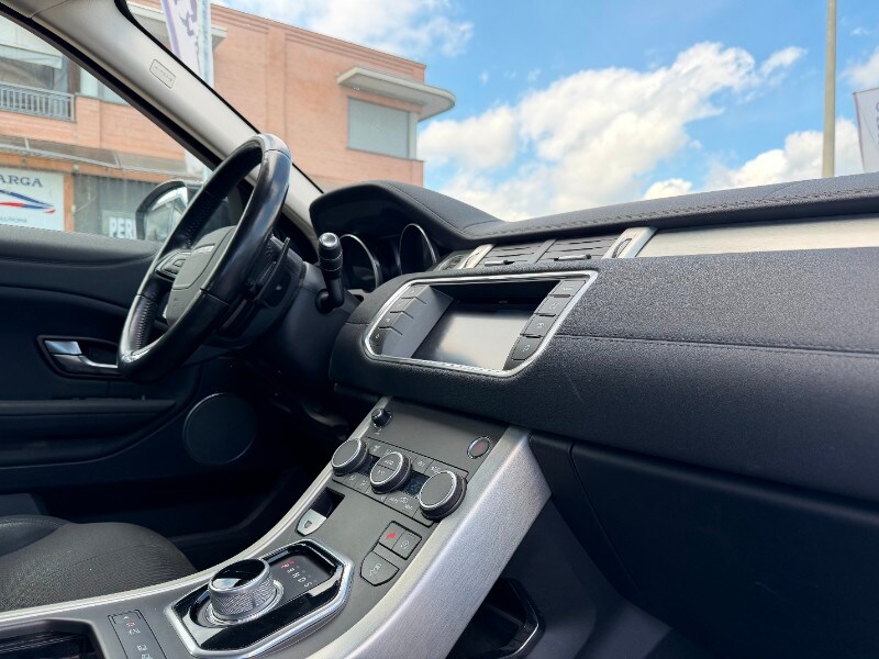LAND ROVER RR Evoque 1ª serie Range Rover Evoque 2.0 TD4 150 CV 5p. Pure